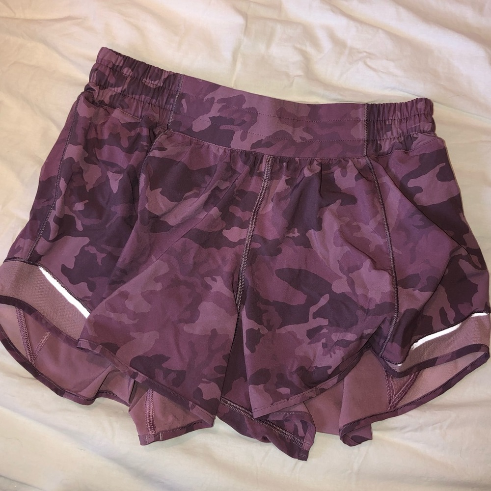 Lululemon Hotty Hot Short 4” Inseam